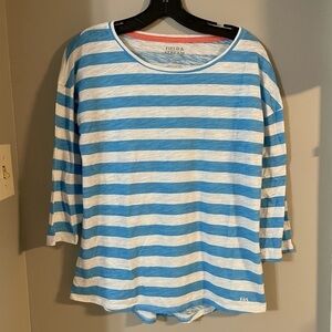 Field & Stream White And Blue Stripped Lightweight Top-3/4 Length Sleeve- MEDIUM
